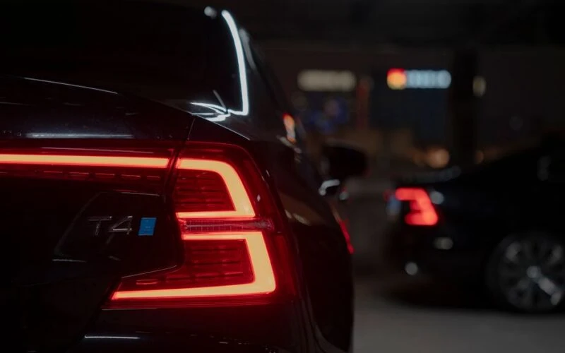 Volvo розширює лінійку плагін-гібридів з великим запасом ходу