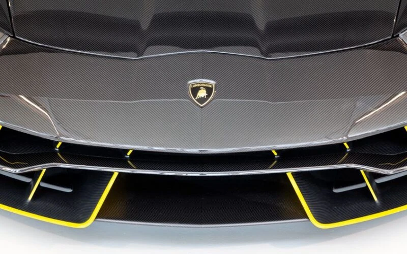 Lamborghini Diablo Roadster повертається у виробництво