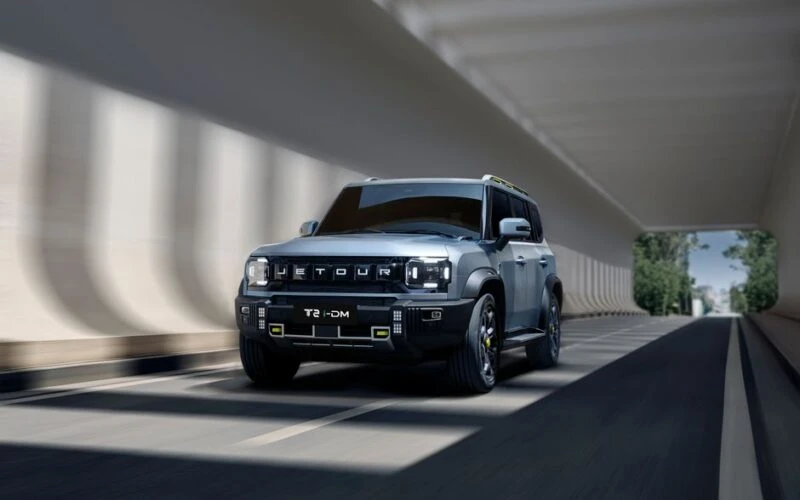 Водонепроникний двигун Horse Powertrain для гібридів Geely