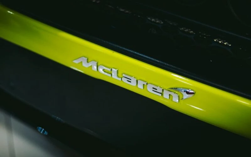 McLaren оновлює логотип: історія та значення для бренду