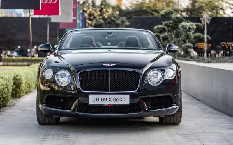 Bentley тестує кабріолет Continental Supersports на дорогах